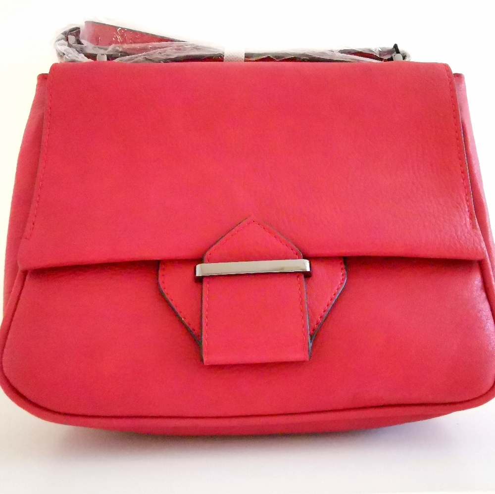 Red Shoulder Bag crossbody pebble finish Vegan 🆕